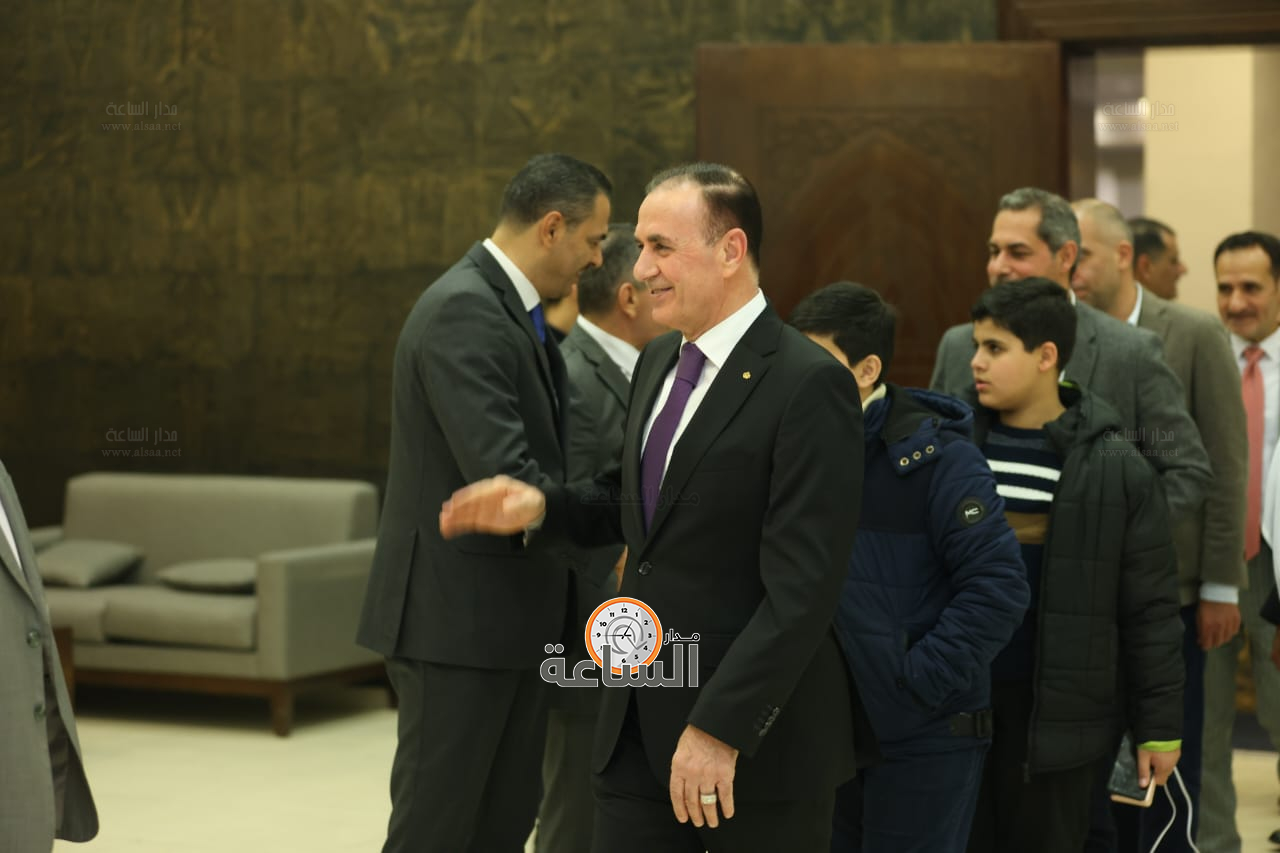 Madar Al-Saa Images 0.4539254466216287