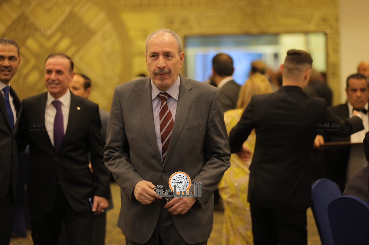 Madar Al-Saa Images 0.04644438169220888