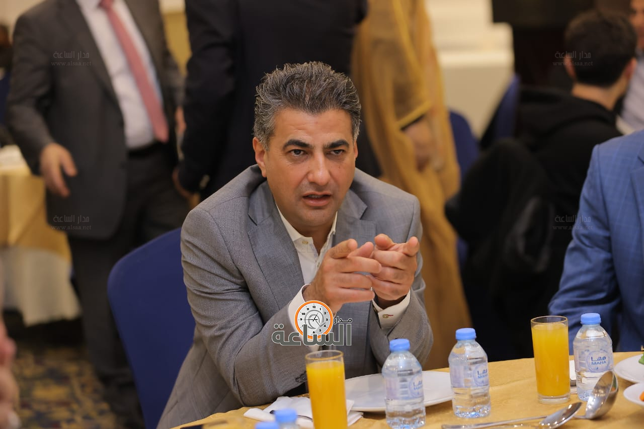 Madar Al-Saa Images 0.047980611379510485