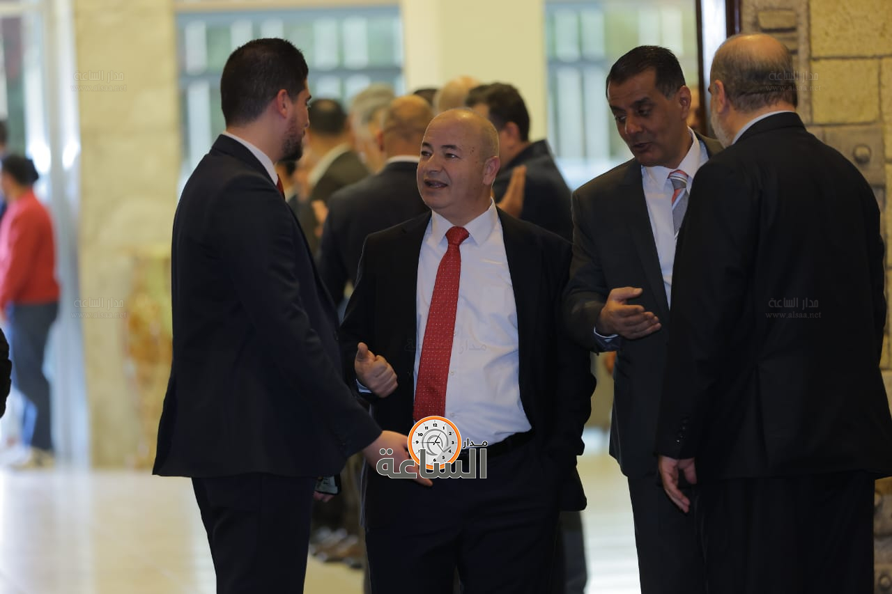 Madar Al-Saa Images 0.6377874242571395