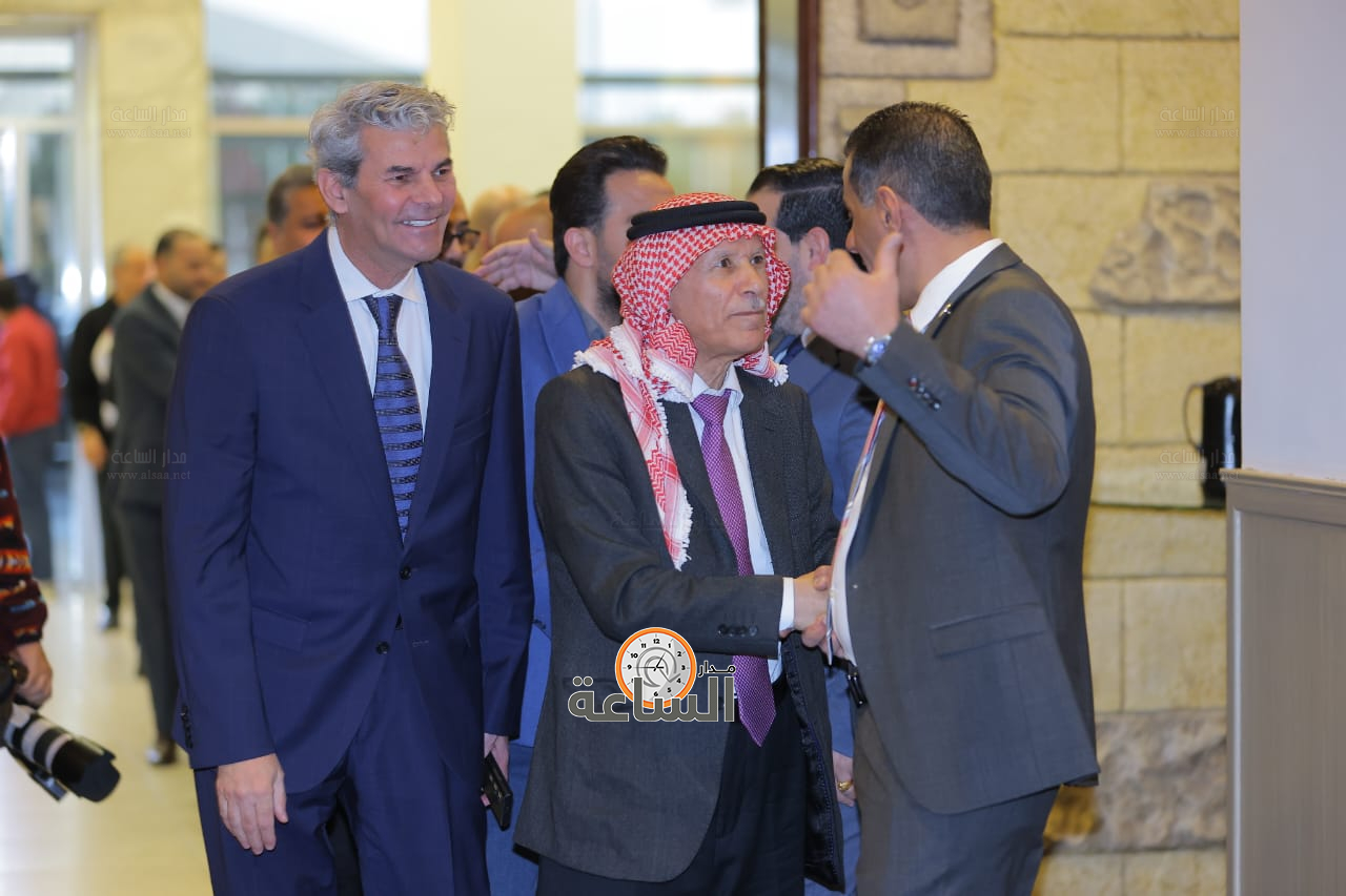 Madar Al-Saa Images 0.4938304466605725