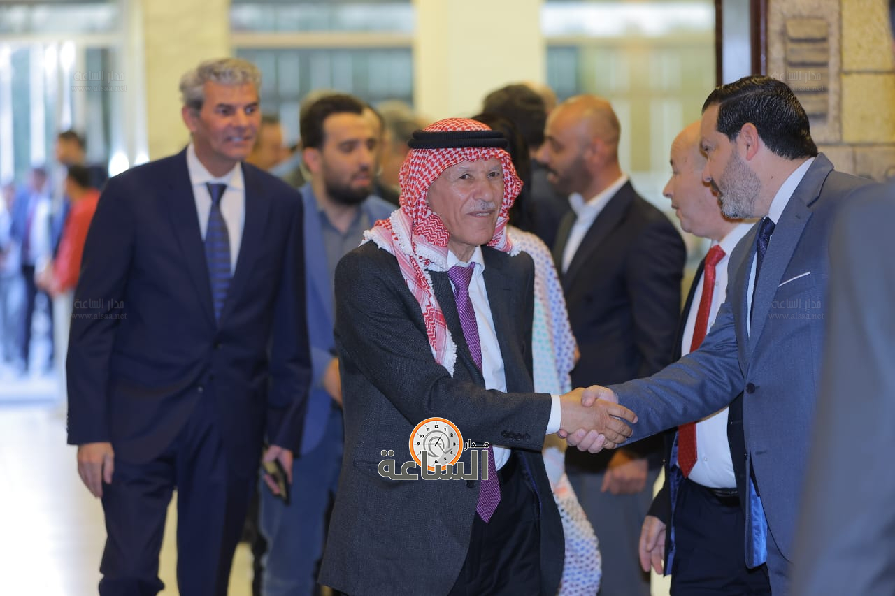 Madar Al-Saa Images 0.48362831877036516