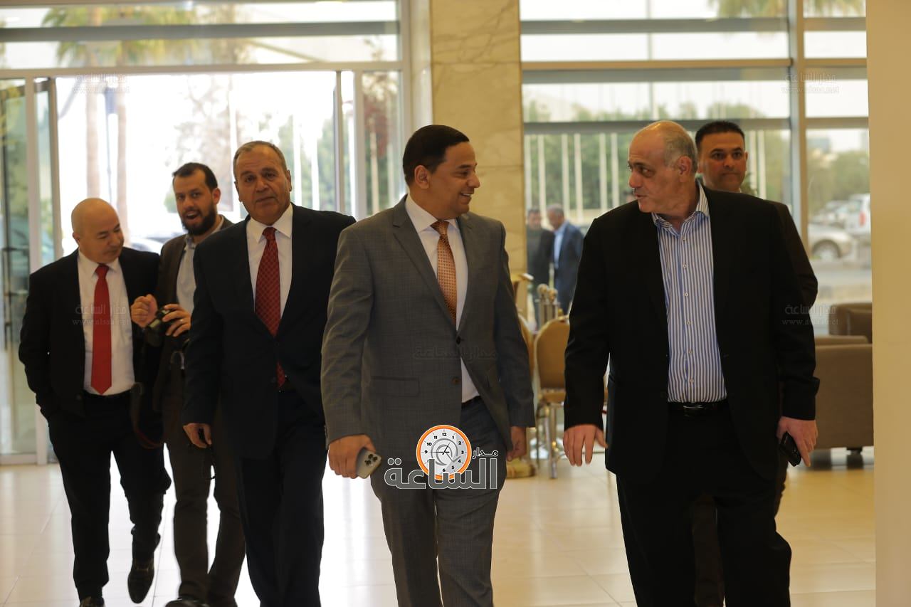 Madar Al-Saa Images 0.20155564498048384