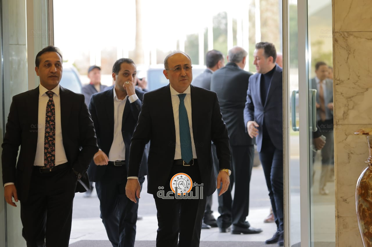 Madar Al-Saa Images 0.6176100085058973