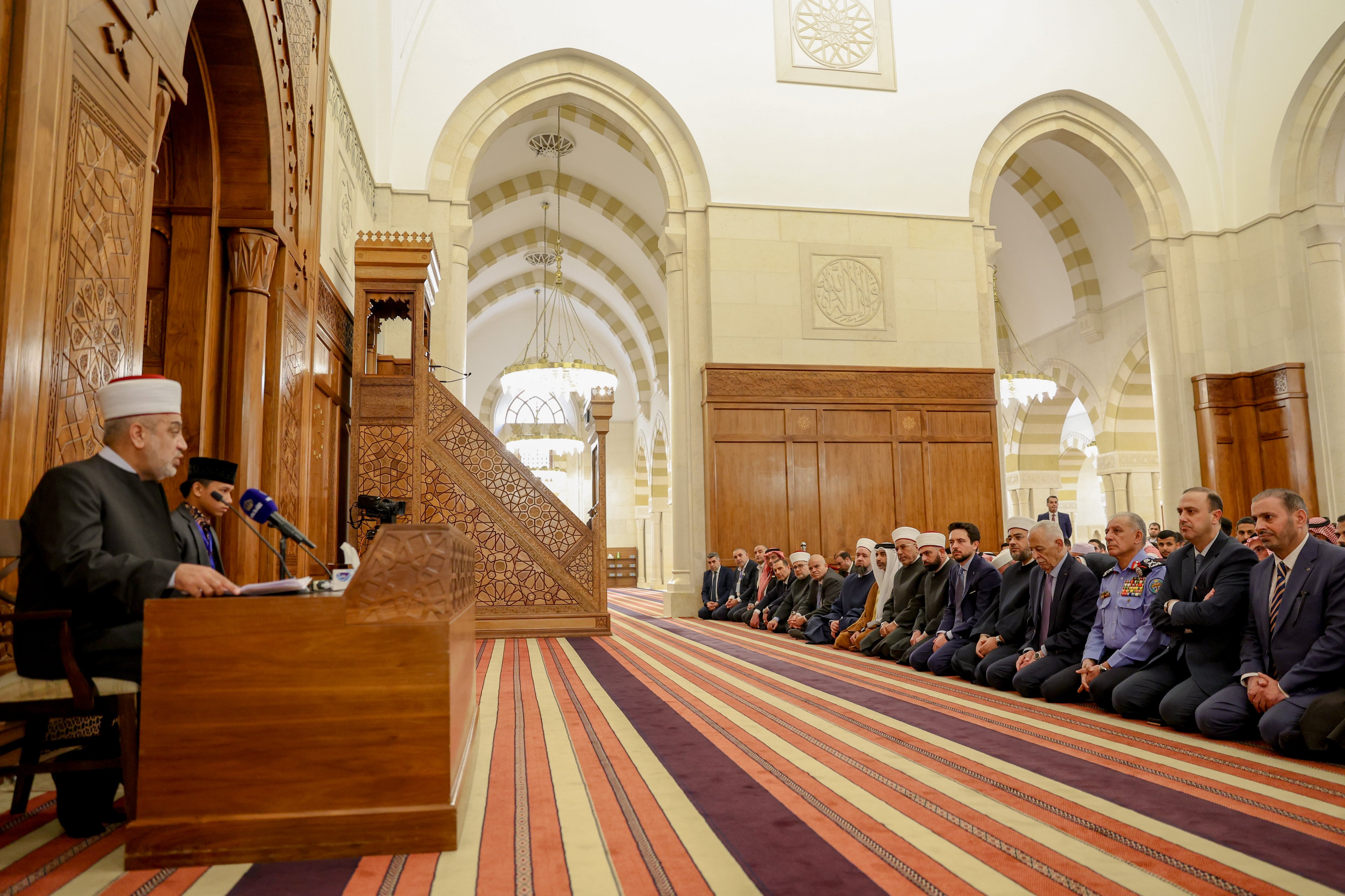 Madar Al-Saa Images 0.2888505044889611