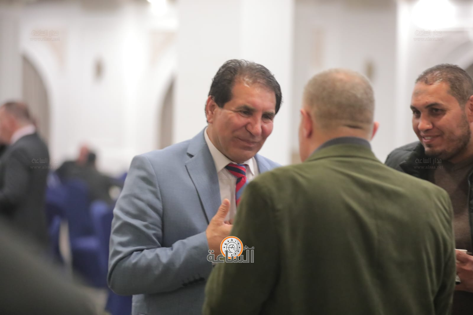 Madar Al-Saa Images 0.5093659021815296