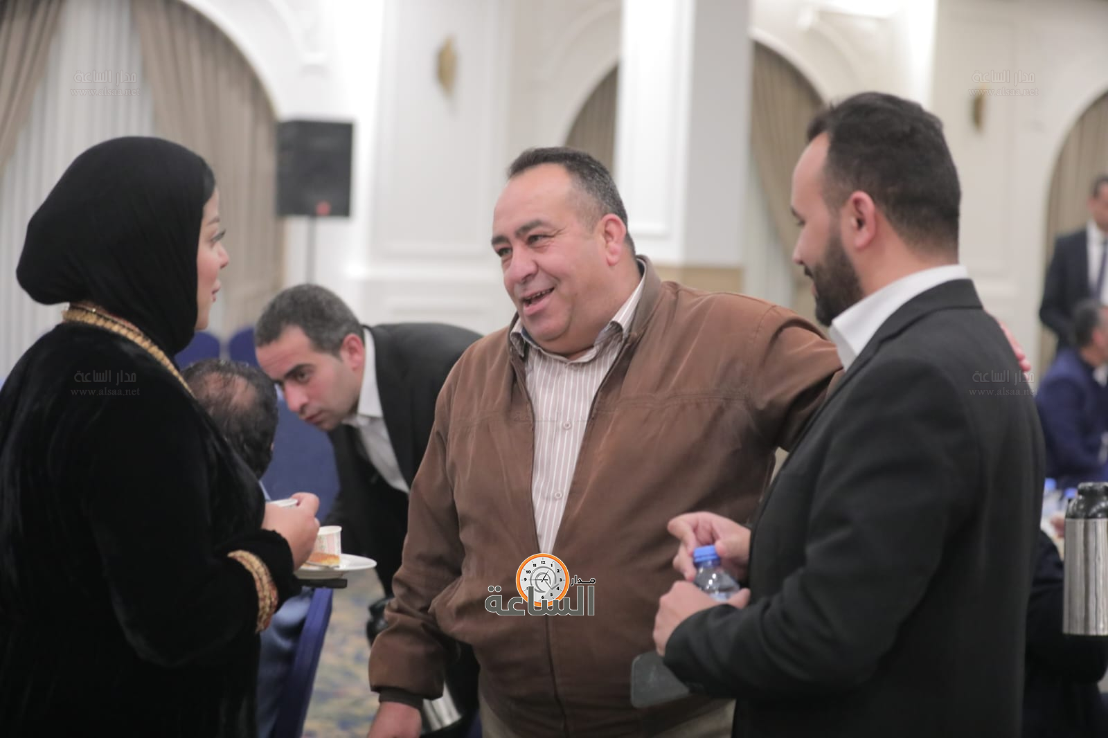 Madar Al-Saa Images 0.4930055880297992