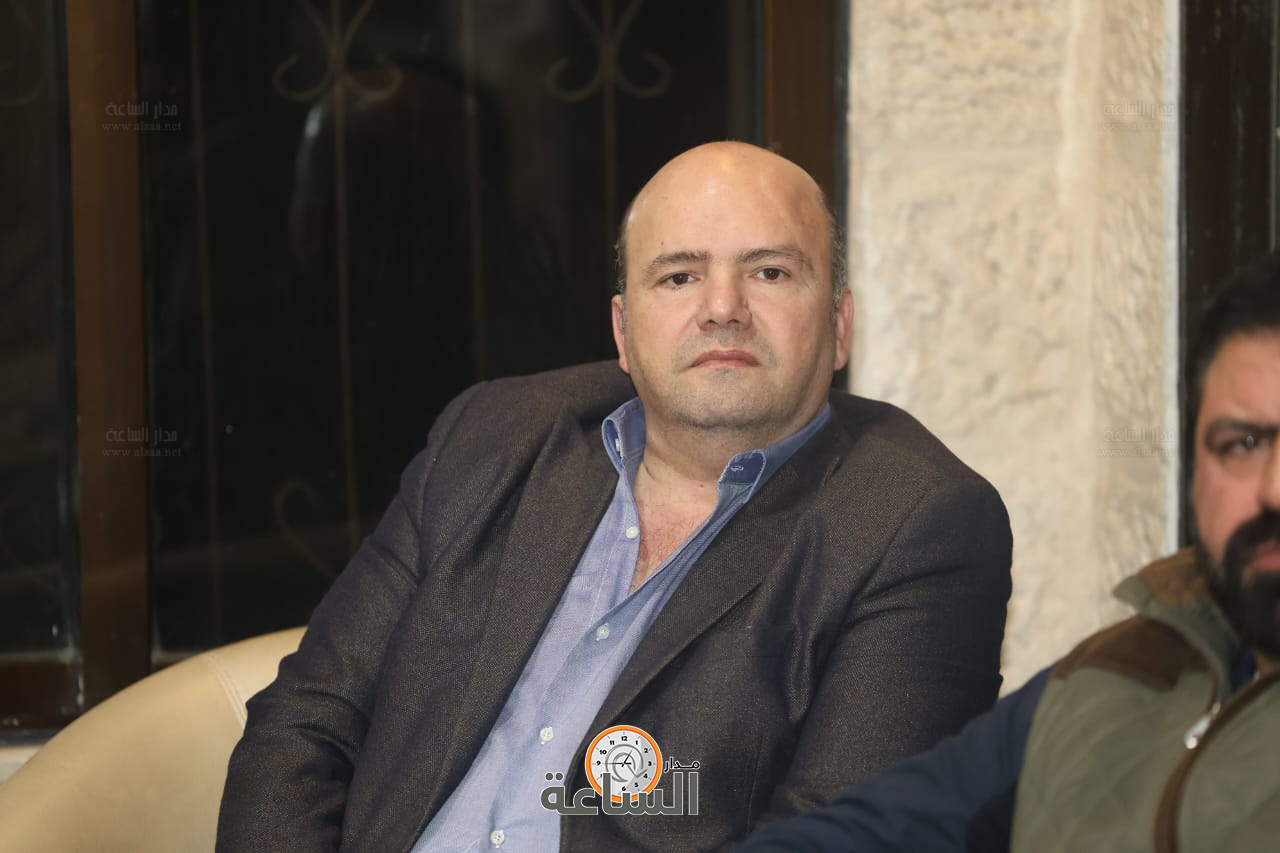 Madar Al-Saa Images 0.5612960298821648