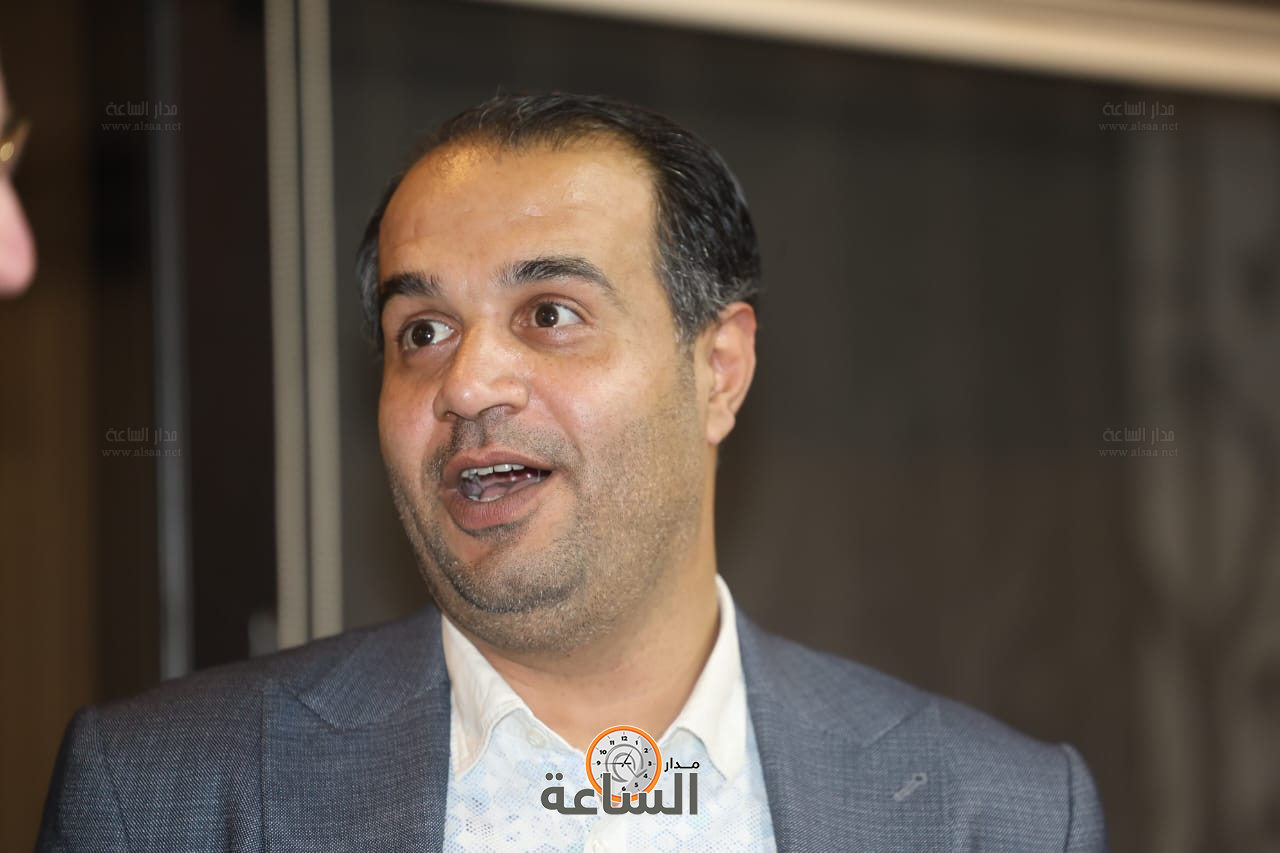 Madar Al-Saa Images 0.4288858847885457