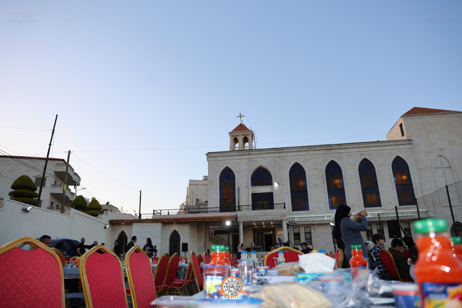 Madar Al-Saa Images 0.324456818200493