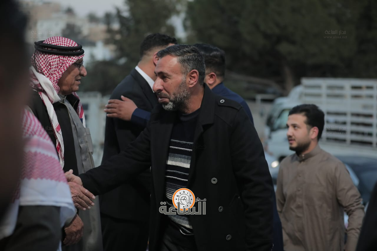 Madar Al-Saa Images 0.3189554406619801