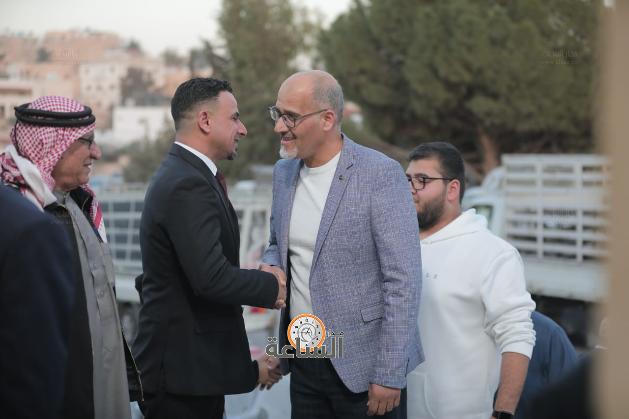 Madar Al-Saa Images 0.36003657932566635