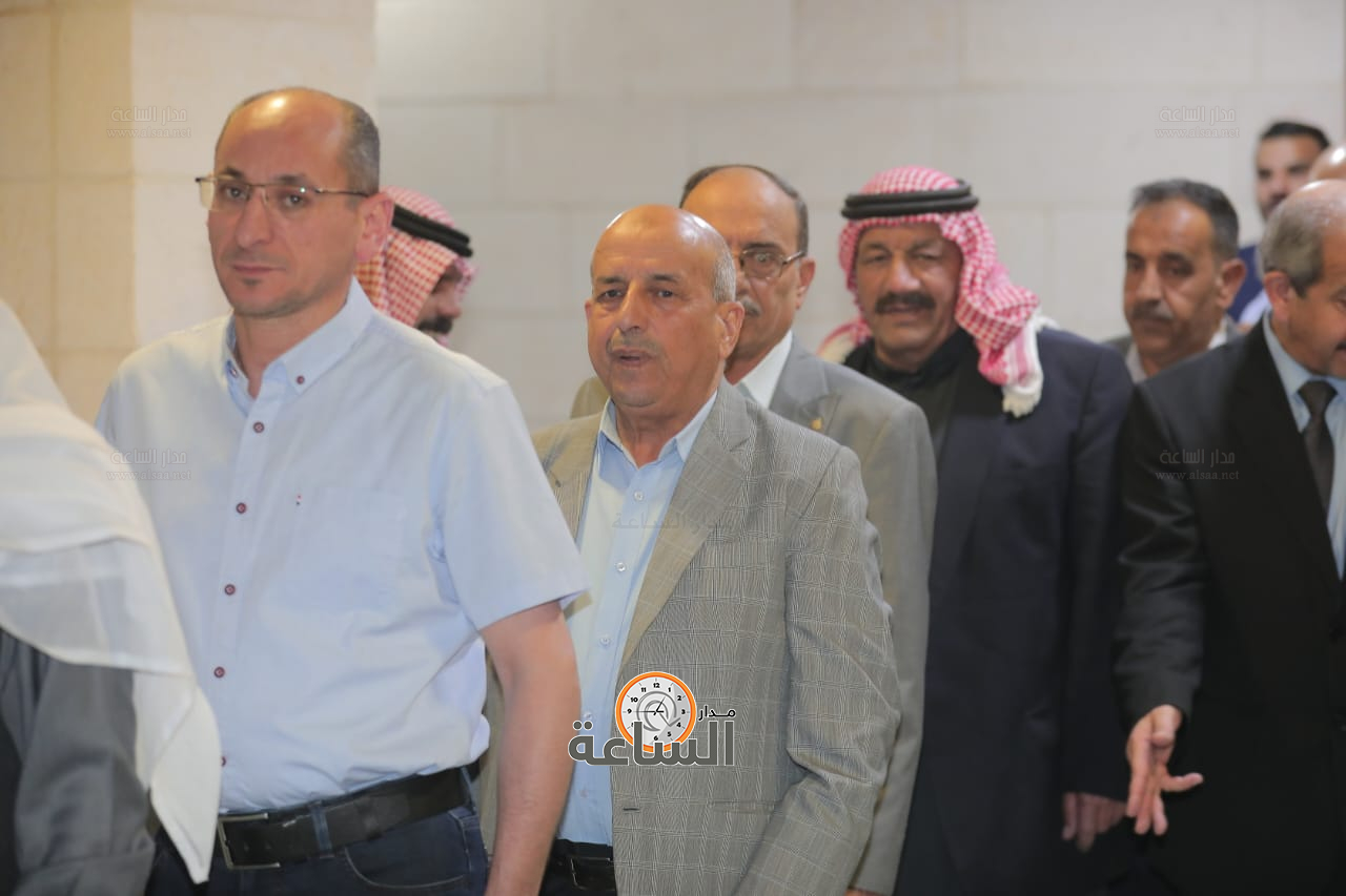 Madar Al-Saa Images 0.7911043065772214