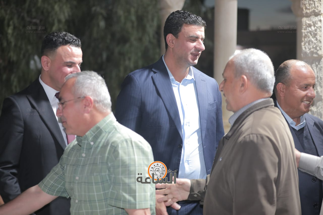 Madar Al-Saa Images 0.38902381430448174