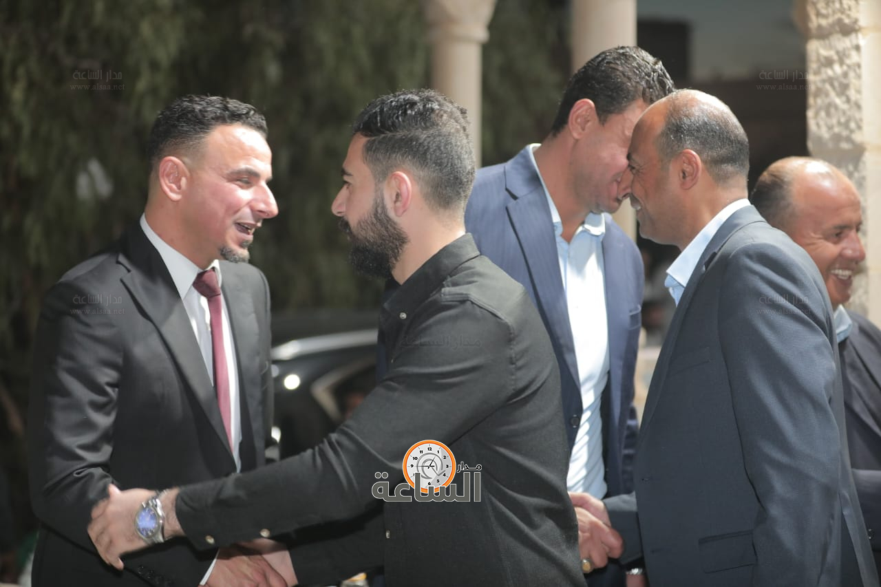 Madar Al-Saa Images 0.43901975352711986