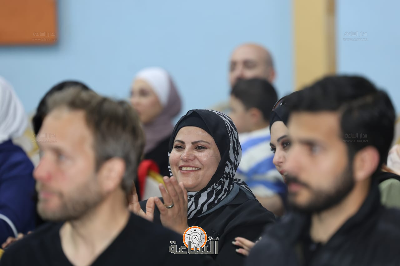 Madar Al-Saa Images 0.21396561360755206