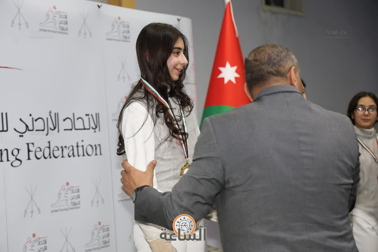 Madar Al-Saa Images 0.5687421433001842