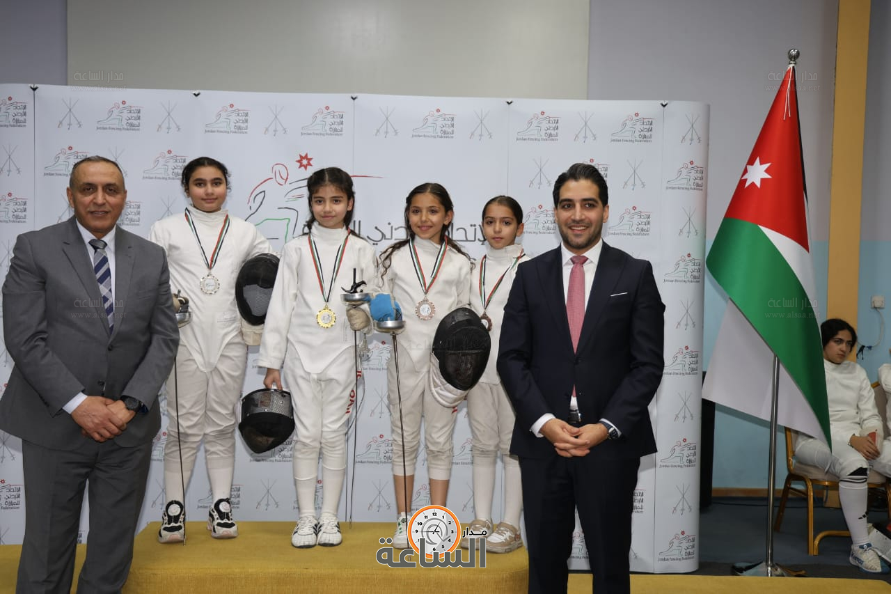 Madar Al-Saa Images 0.42227807862865663