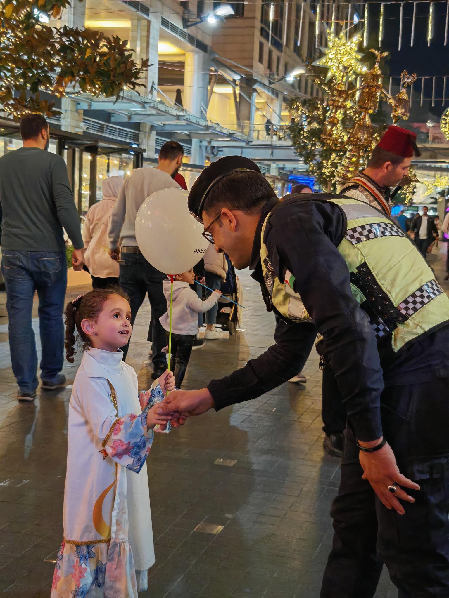 Madar Al-Saa Images 0.27852396427761006