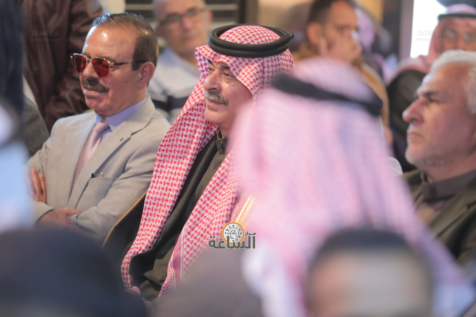 Madar Al-Saa Images 0.4904198645092579