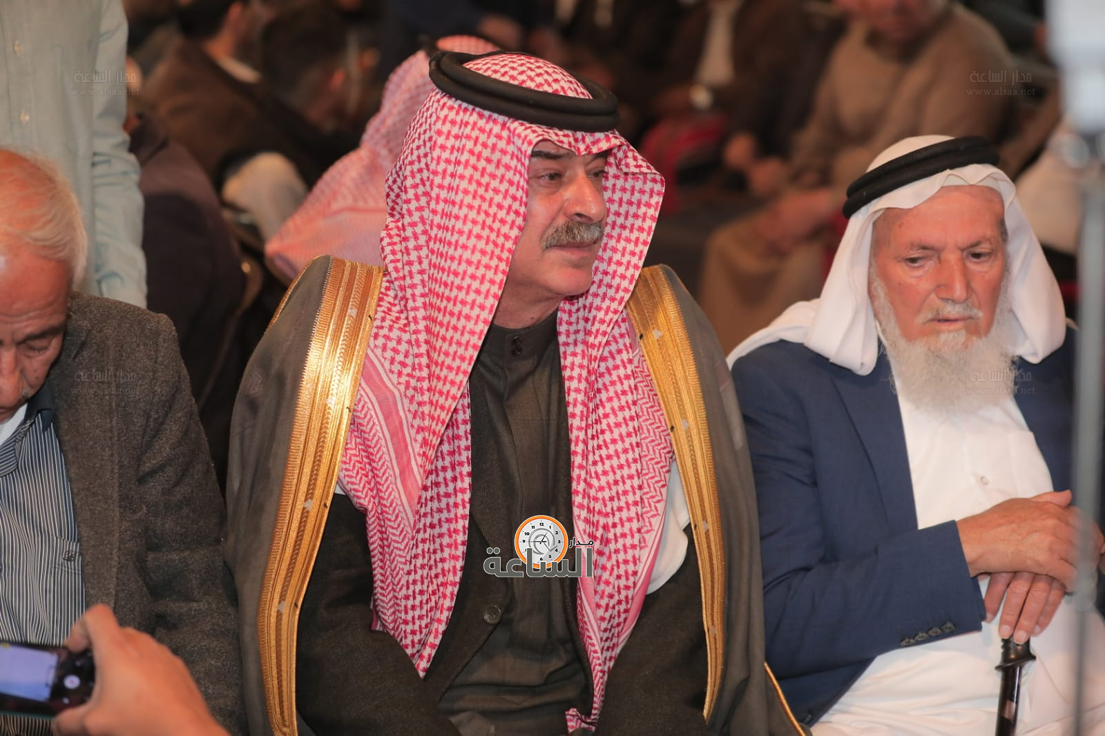 Madar Al-Saa Images 0.37177569022174106