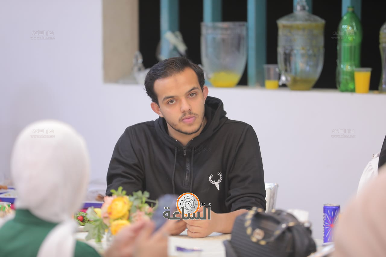 Madar Al-Saa Images 0.4163079087907615