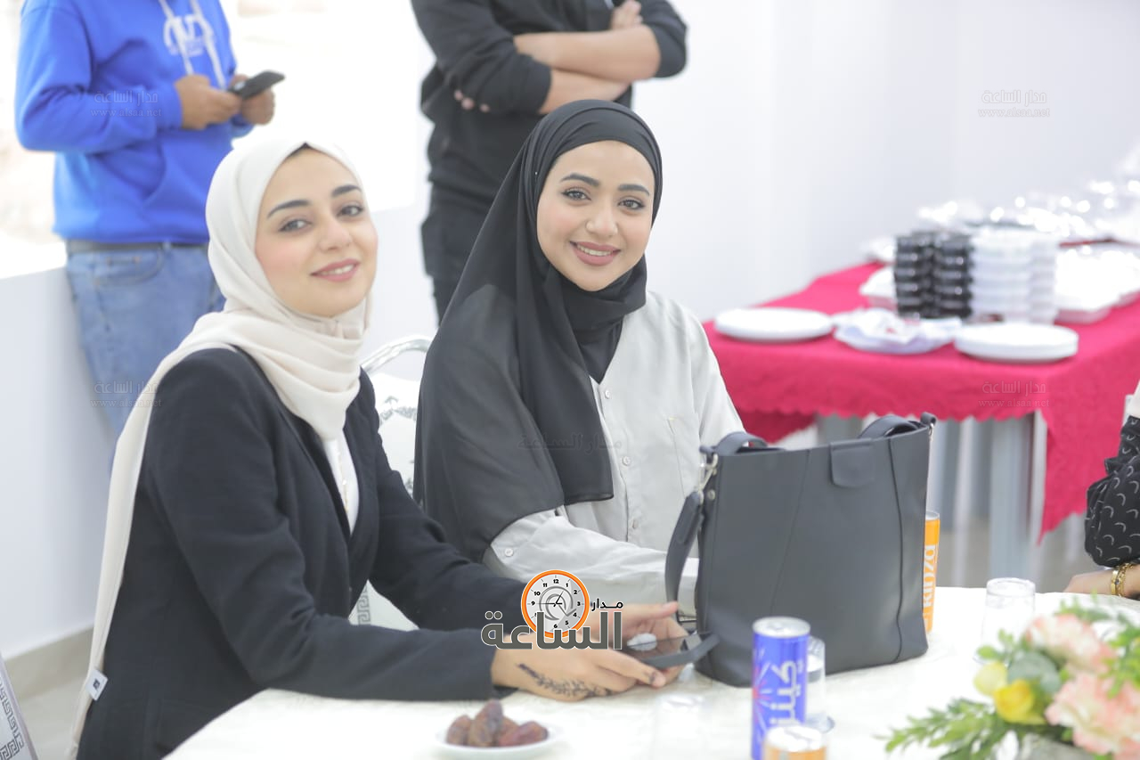 Madar Al-Saa Images 0.09659790111998401