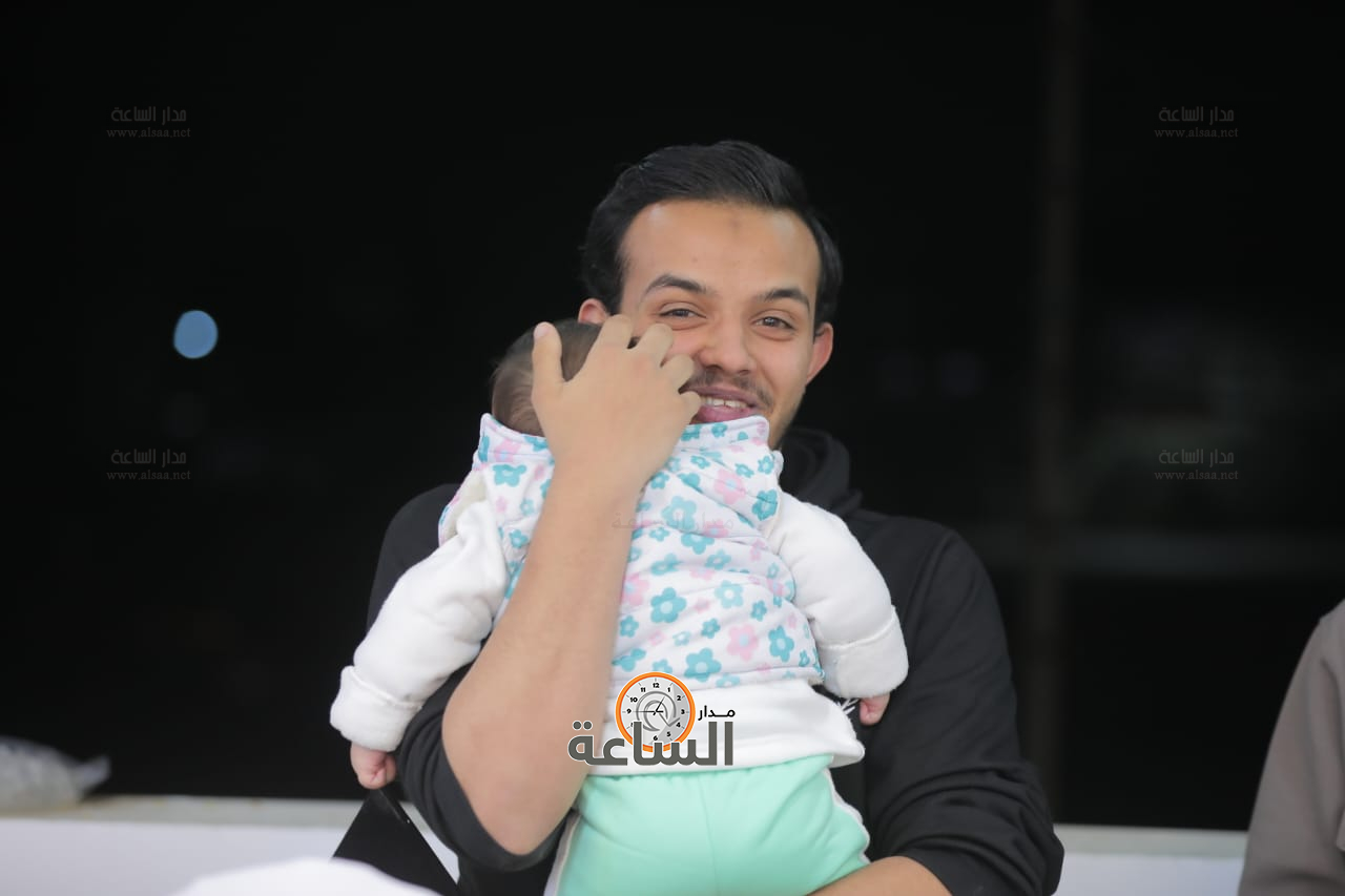 Madar Al-Saa Images 0.5083421703234032