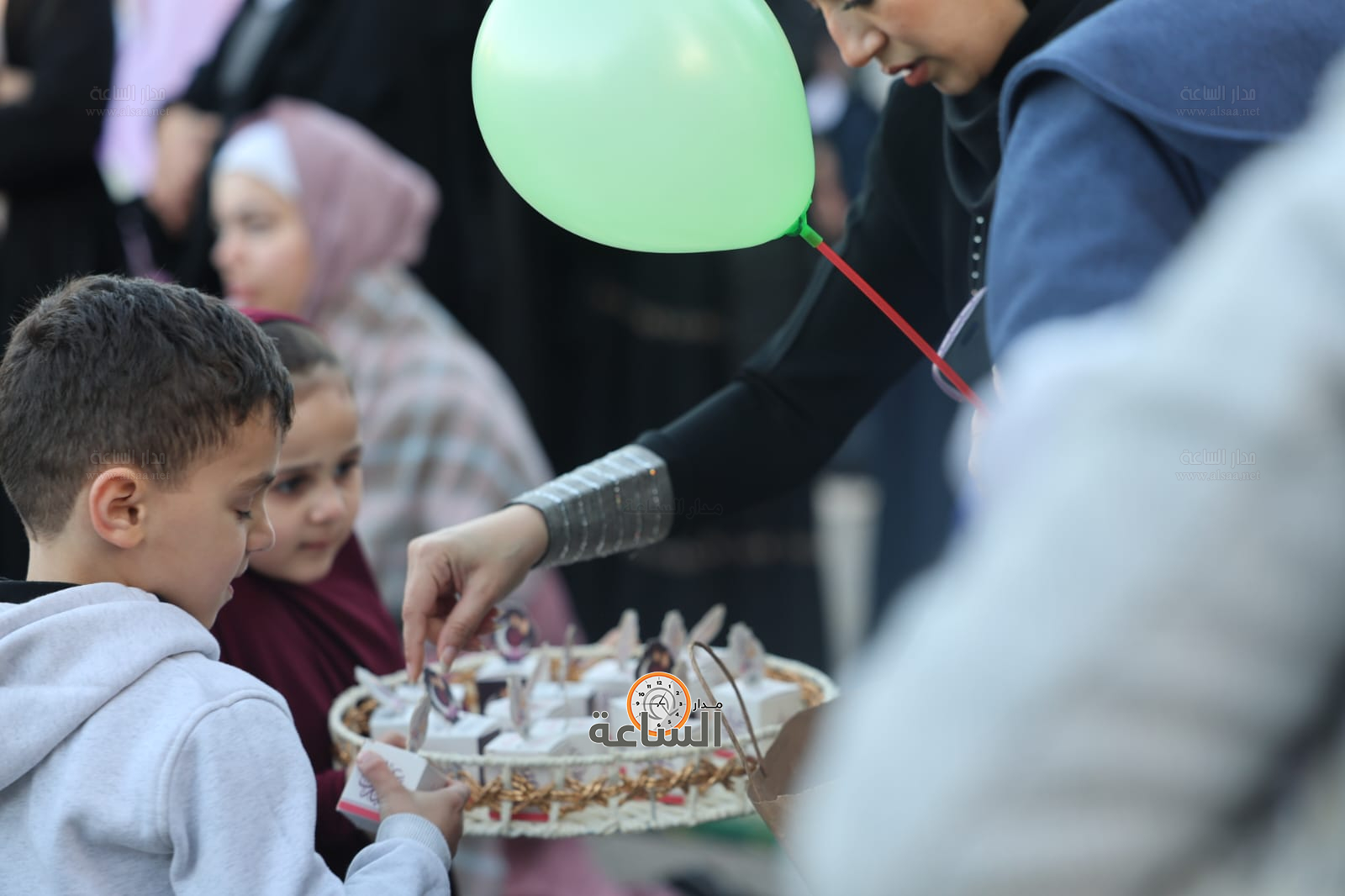 Madar Al-Saa Images 0.6077591178769102