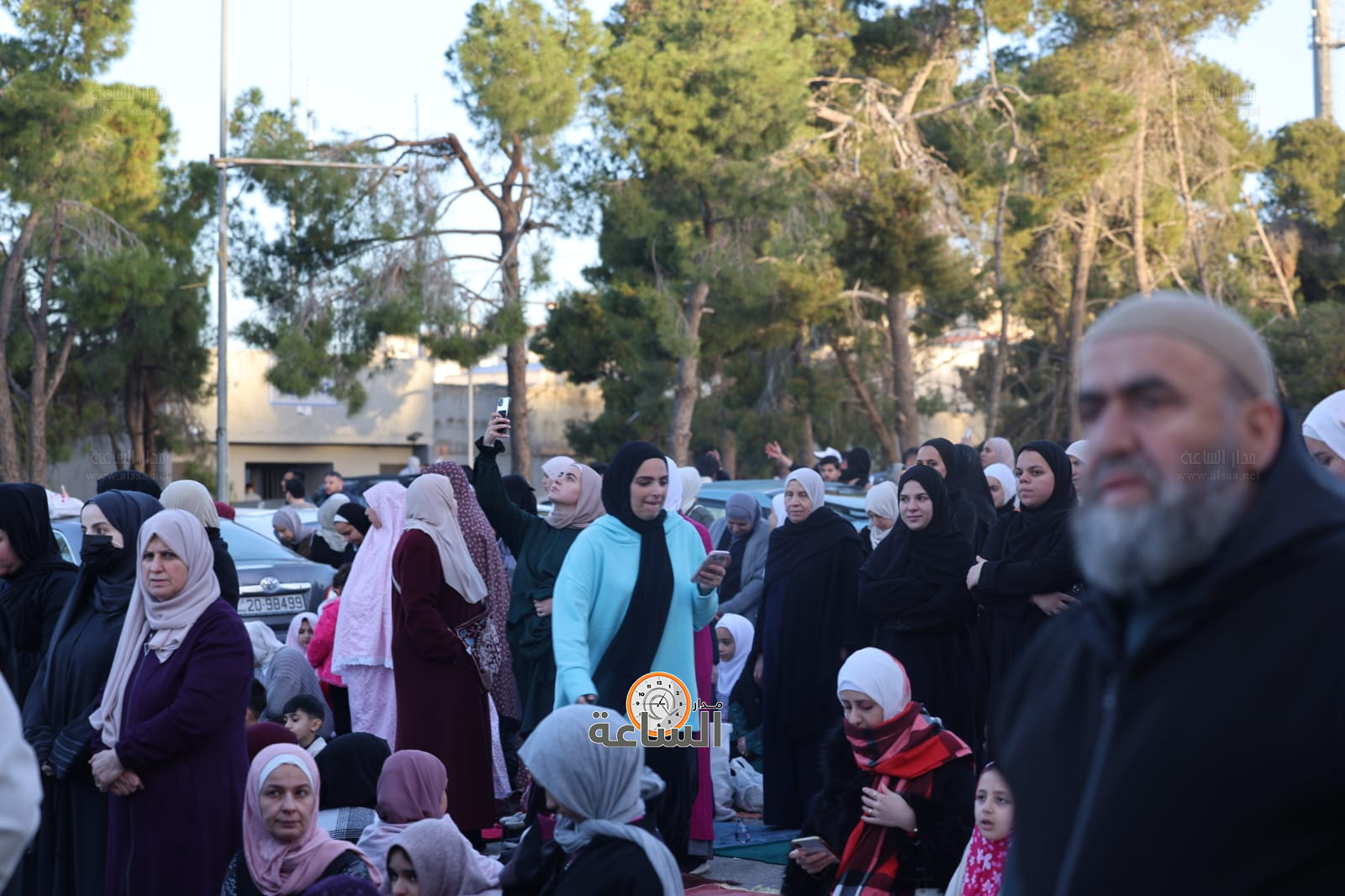 Madar Al-Saa Images 0.4462370746044122