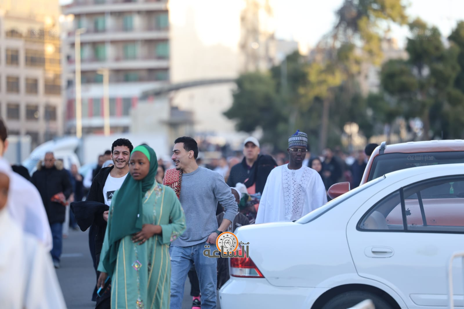 Madar Al-Saa Images 0.47708938805186896