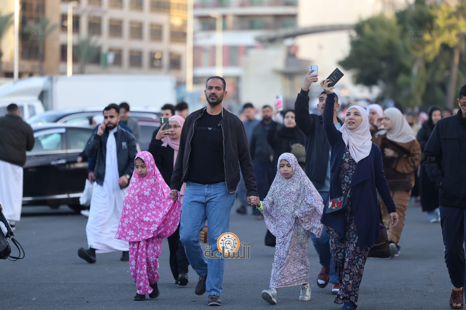 Madar Al-Saa Images 0.672102337935506