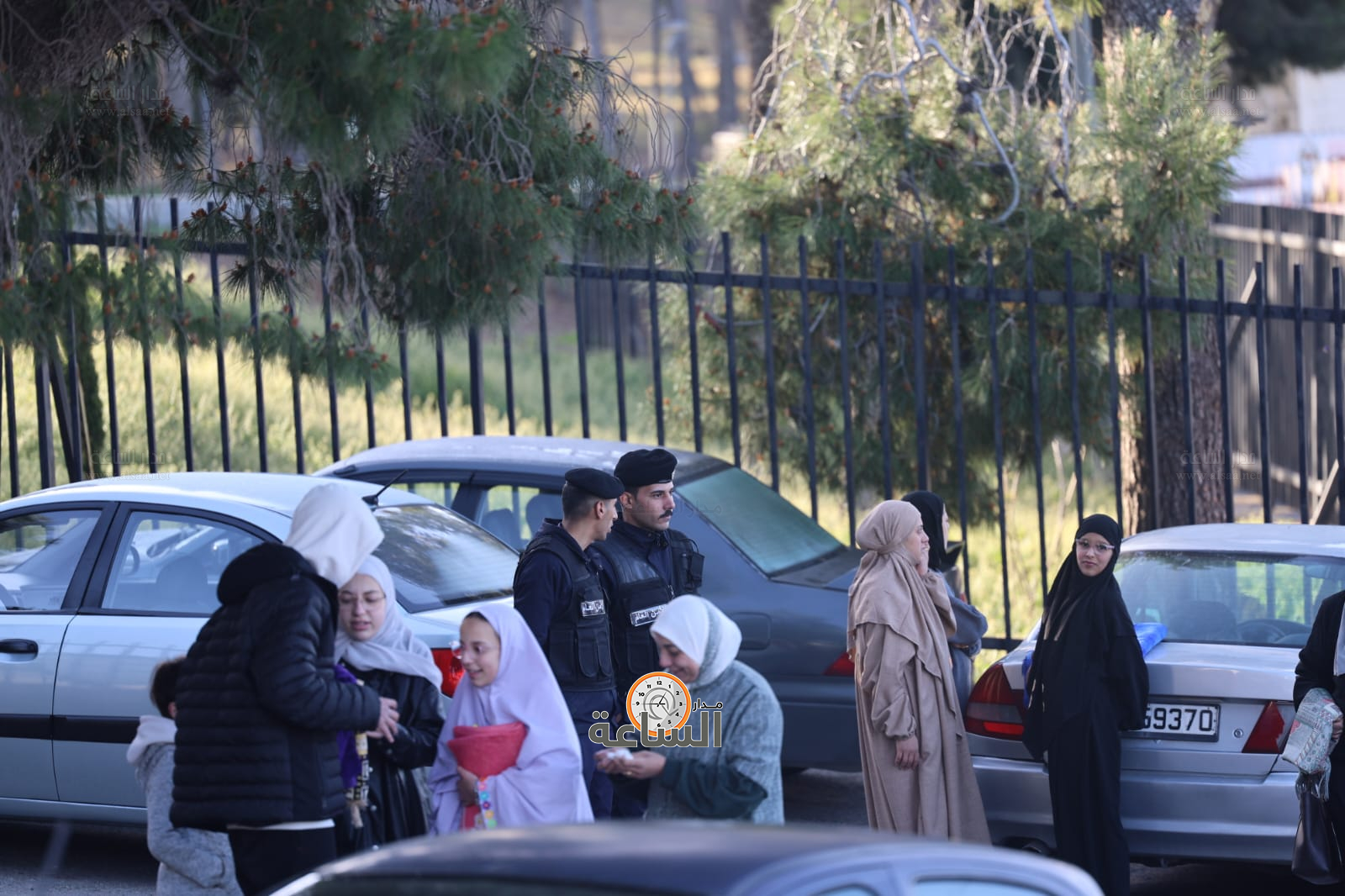 Madar Al-Saa Images 0.464500834327501