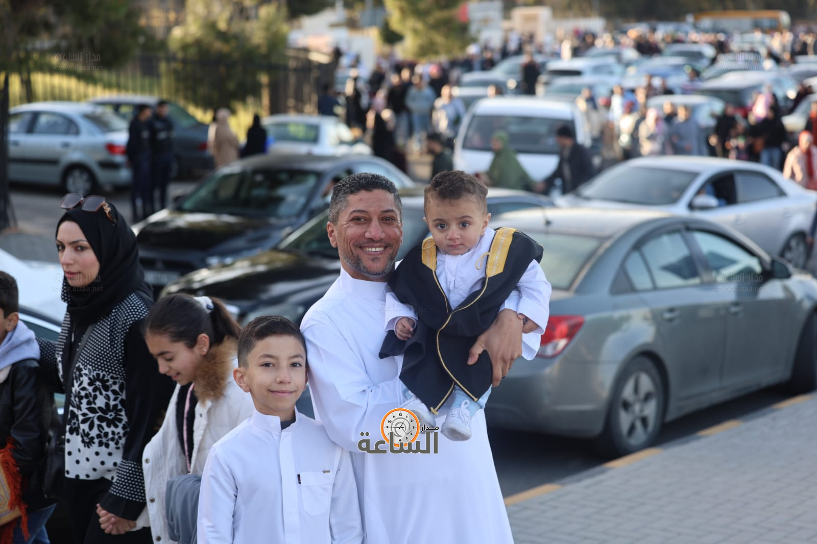 Madar Al-Saa Images 0.16708307454303672