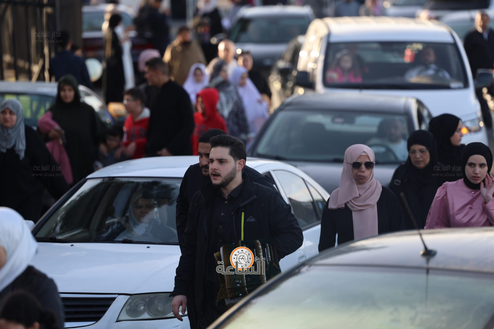 Madar Al-Saa Images 0.83107807992882