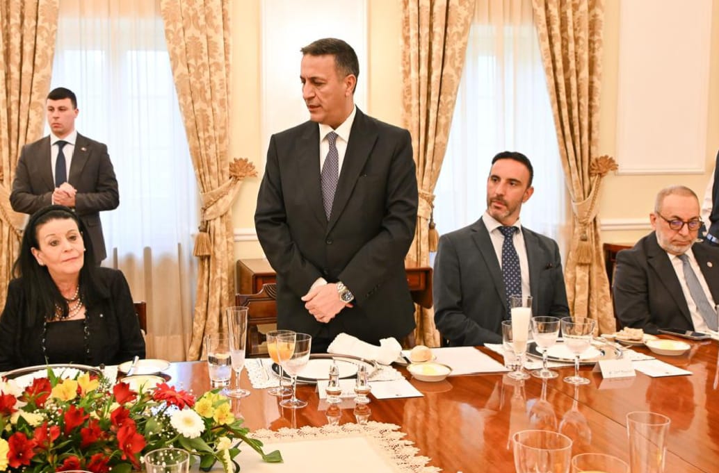 Madar Al-Saa Images 0.6157895859823053