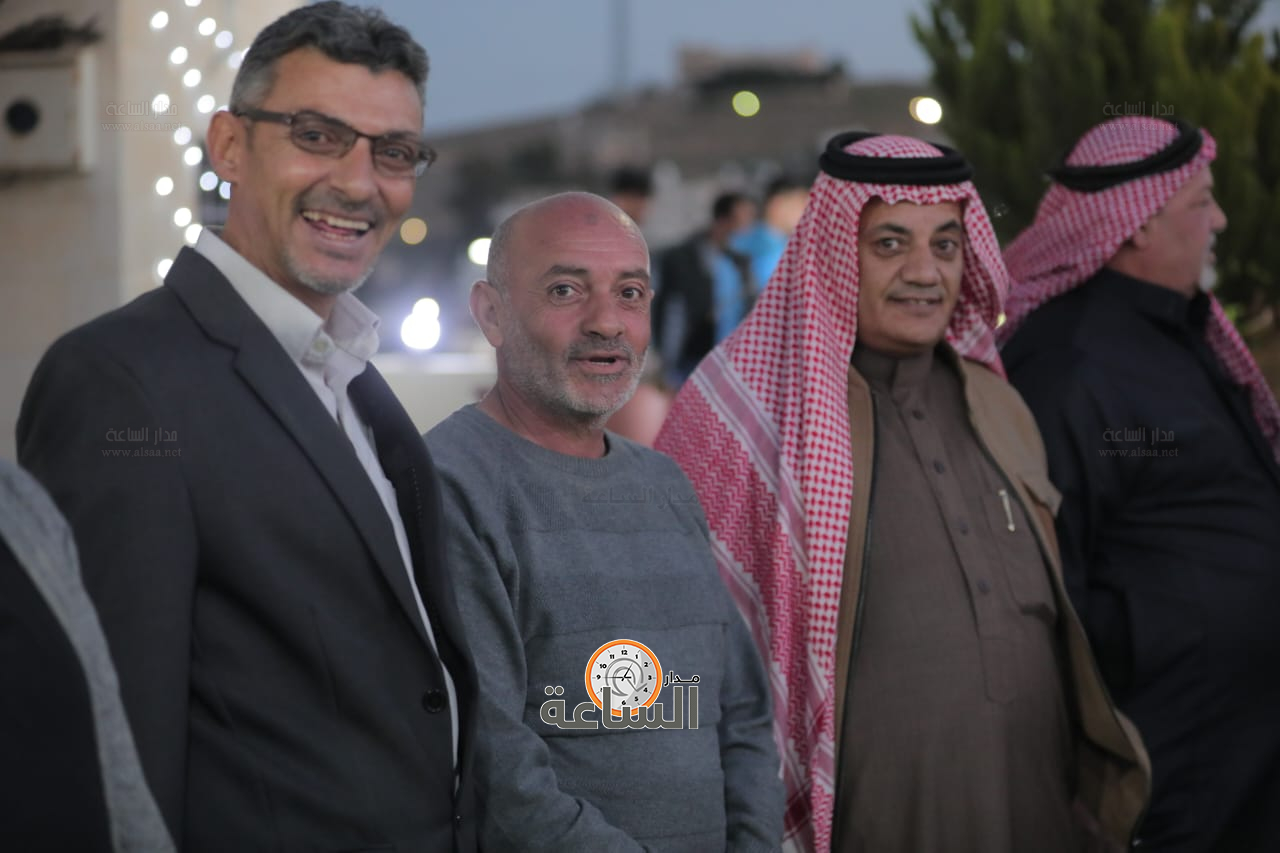 Madar Al-Saa Images 0.07786529124620145