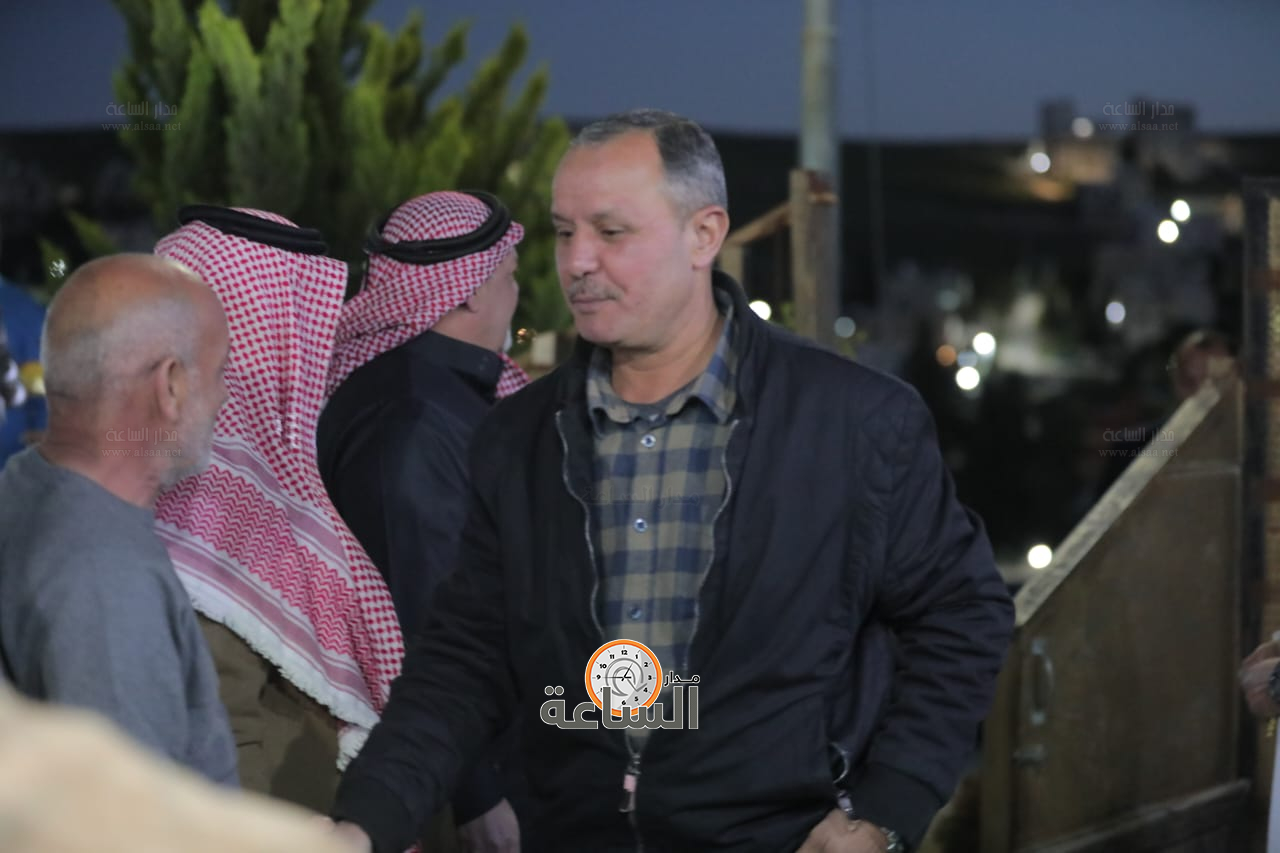 Madar Al-Saa Images 0.7884643846813046