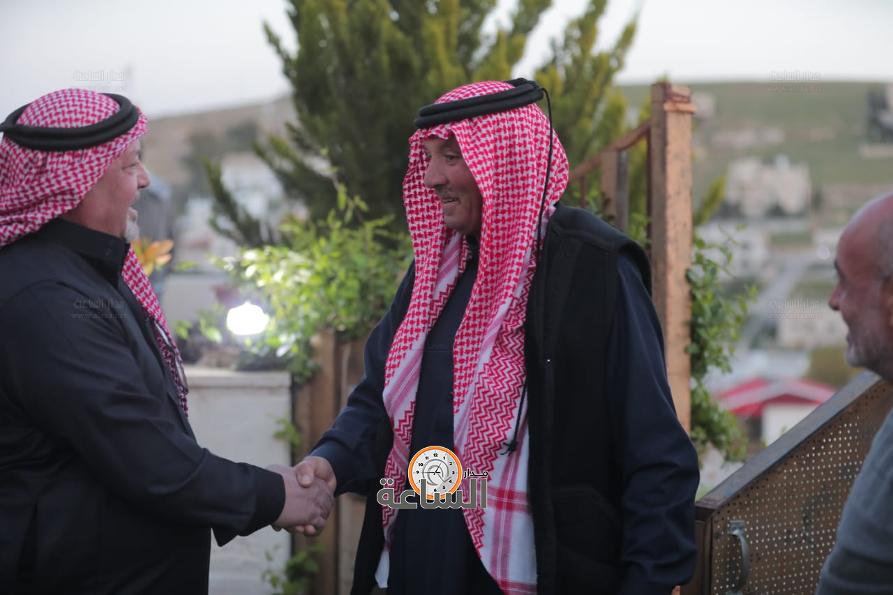 Madar Al-Saa Images 0.748633915131464