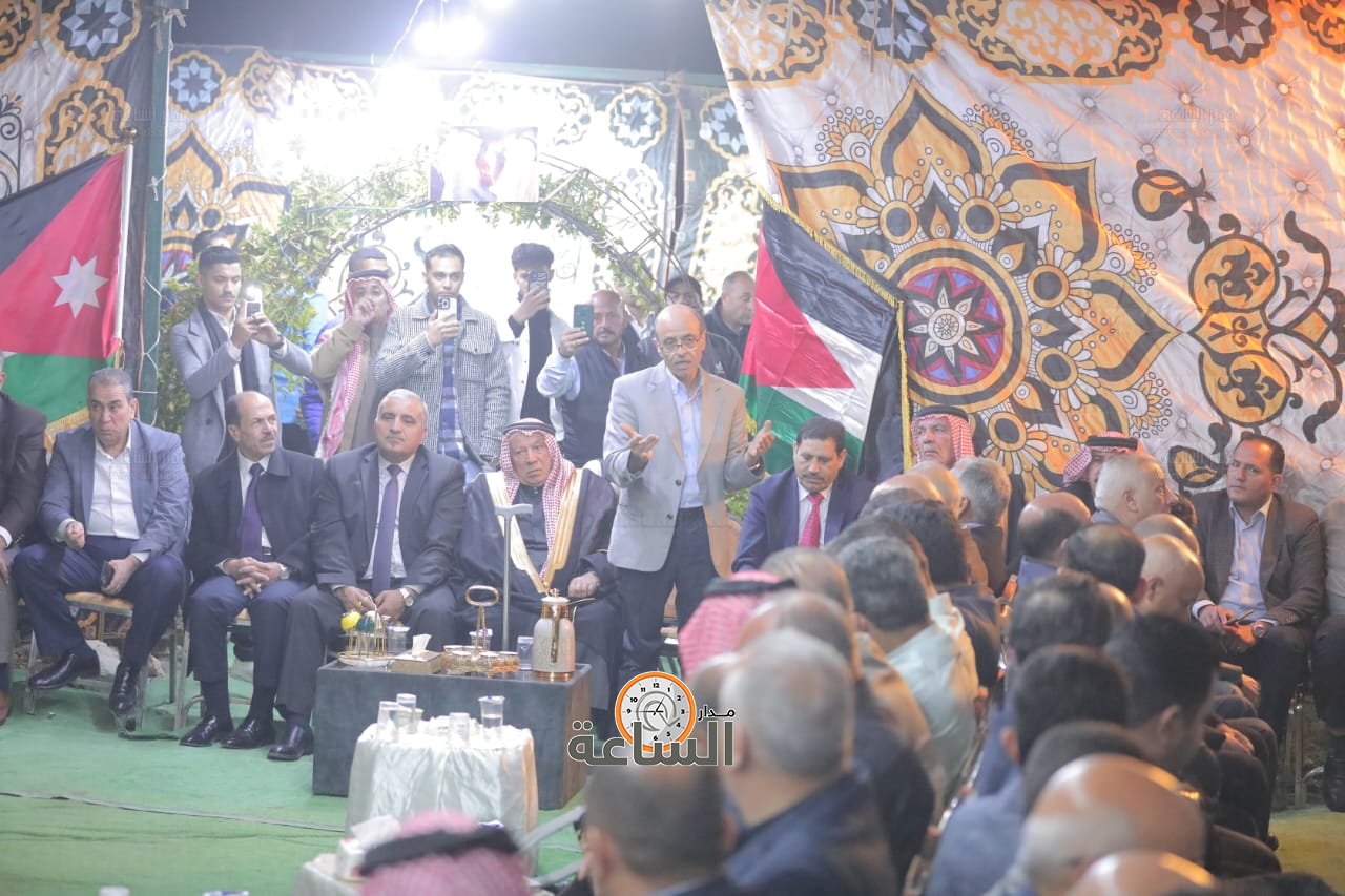 Madar Al-Saa Images 0.24974322565947005