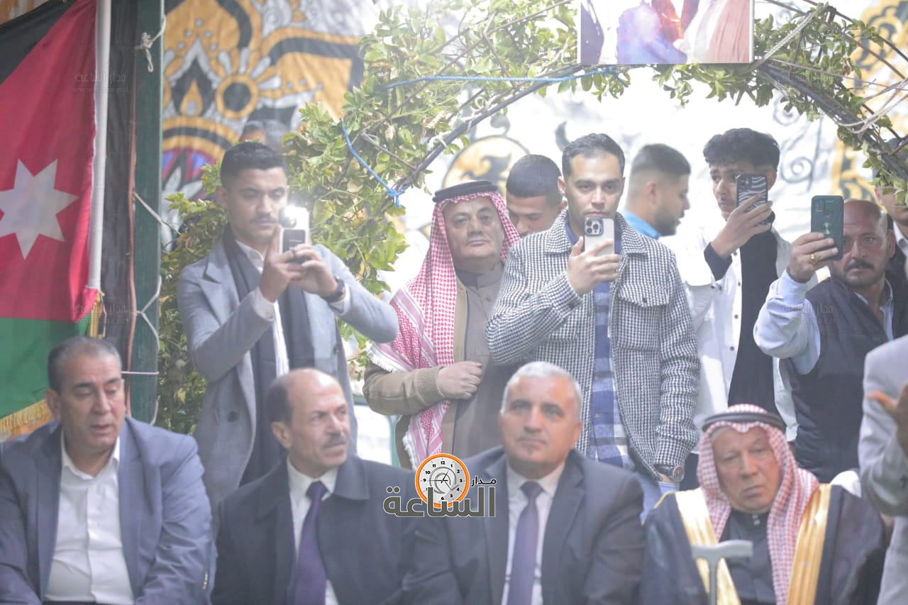 Madar Al-Saa Images 0.538123881366869