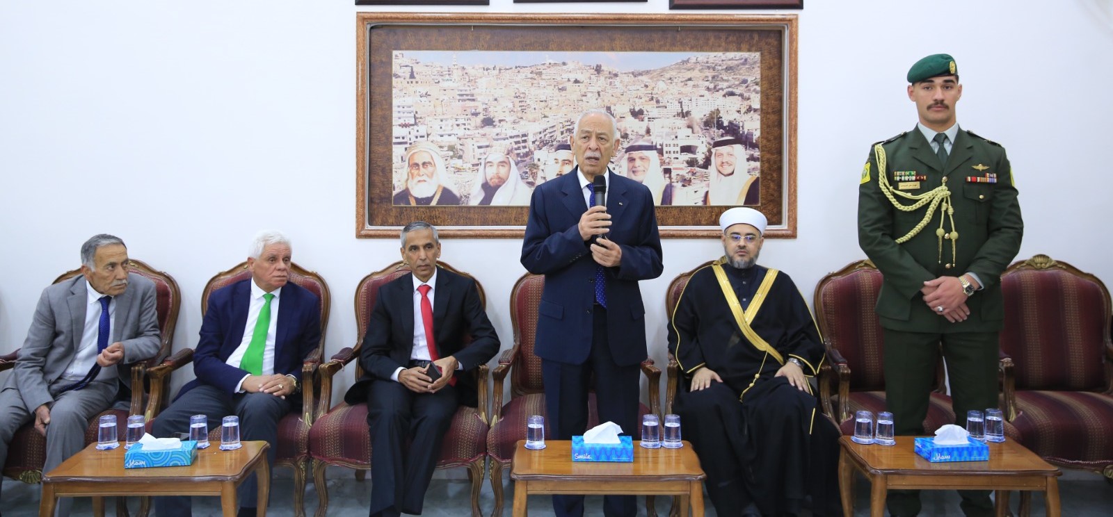 Madar Al-Saa Images 0.6234304393306873