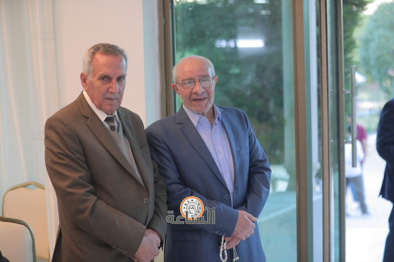 Madar Al-Saa Images 0.4114595810155979