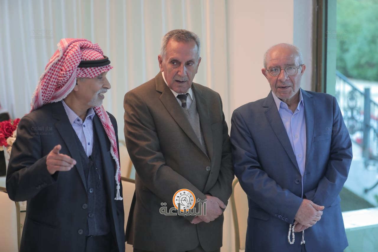 Madar Al-Saa Images 0.18927056125766883