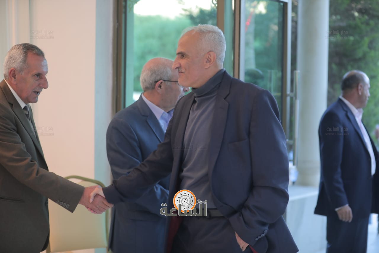 Madar Al-Saa Images 0.4851334989911611