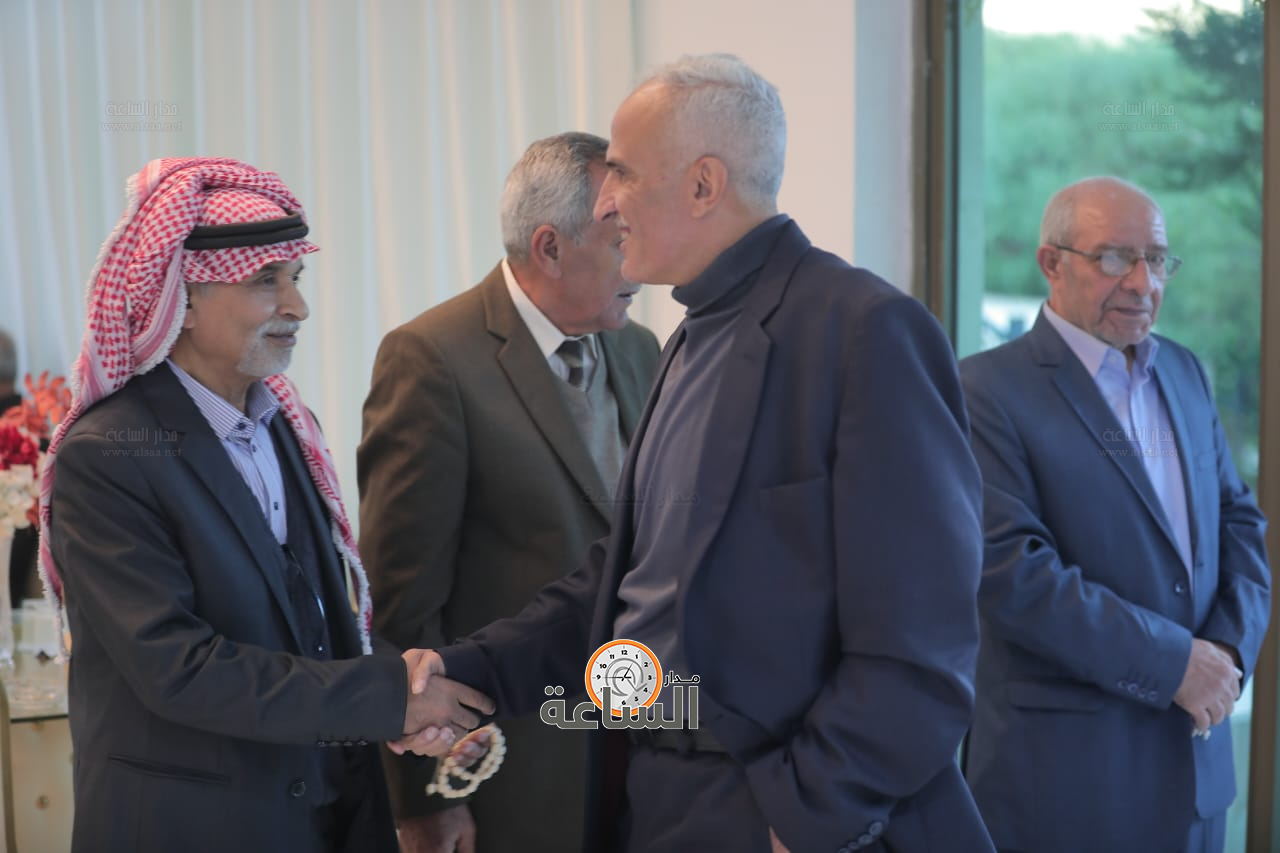 Madar Al-Saa Images 0.6357183121927925