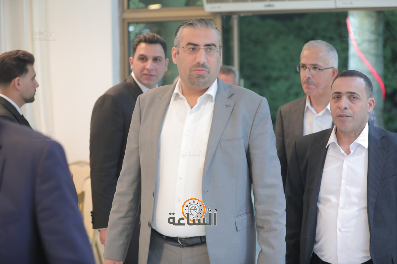 Madar Al-Saa Images 0.16131006757084787