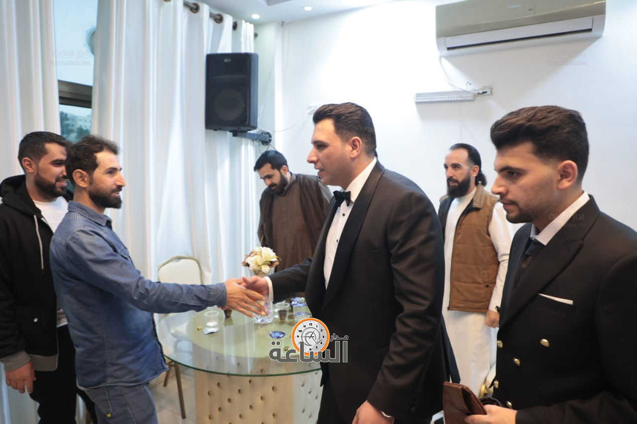 Madar Al-Saa Images 0.0017912335168812632