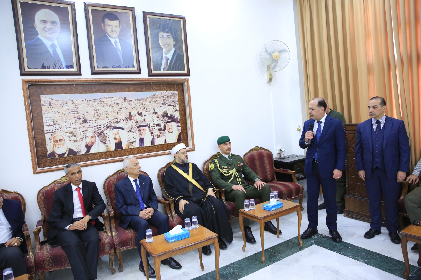 Madar Al-Saa Images 0.3546366708894271