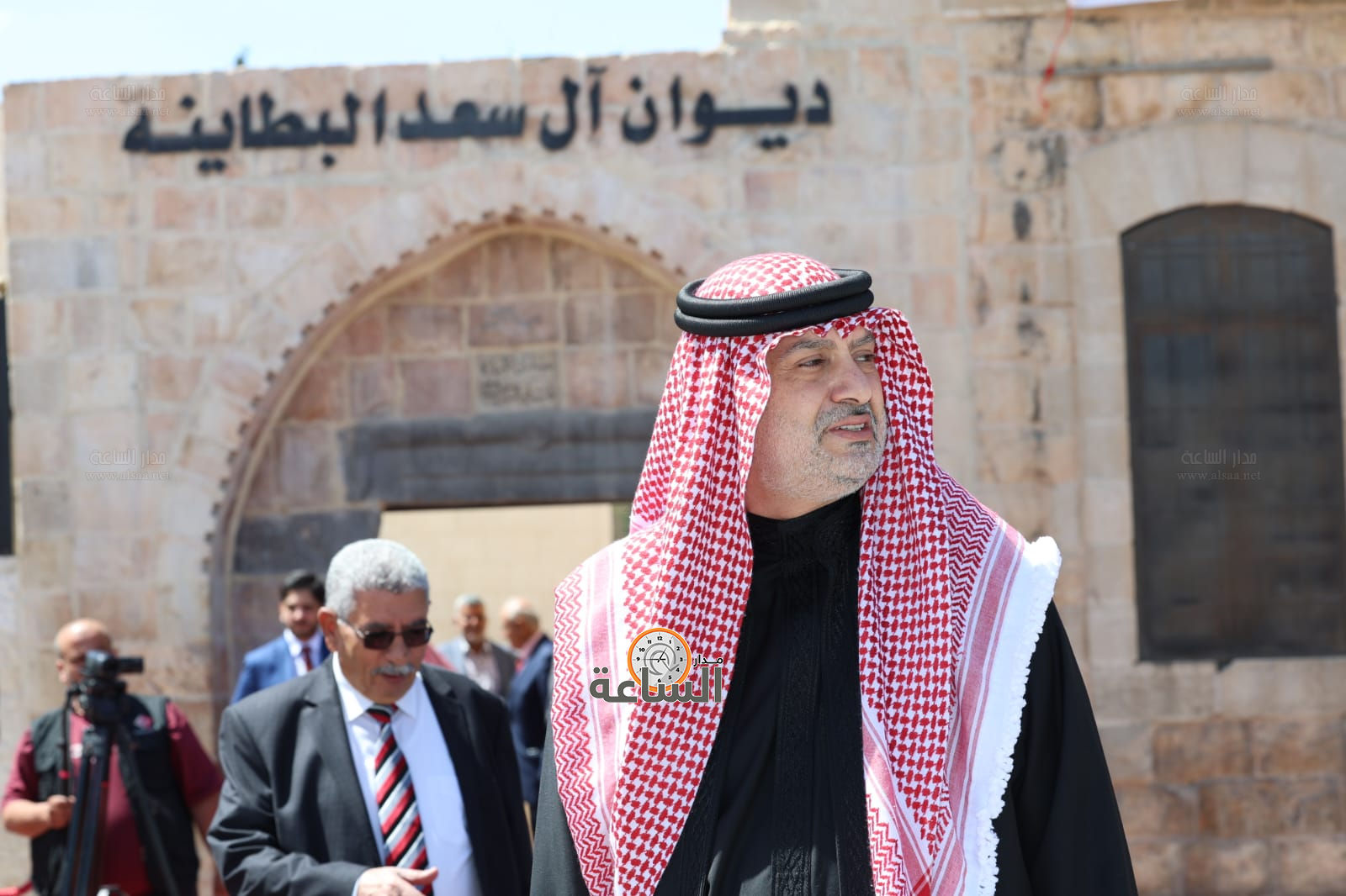 Madar Al-Saa Images 0.33793552116742